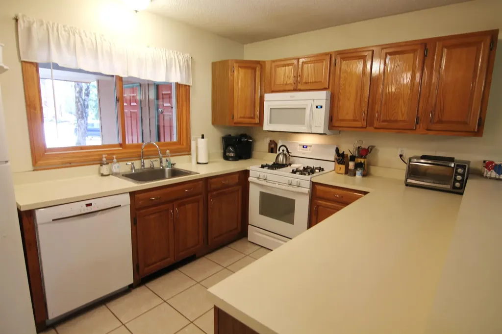 17 Ridge Drive Woodstock NH 03262