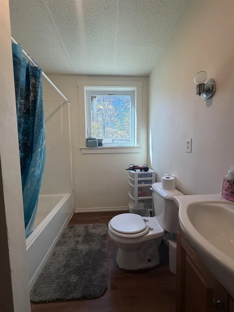 37 Dee Haven Lane Sharon VT 05065