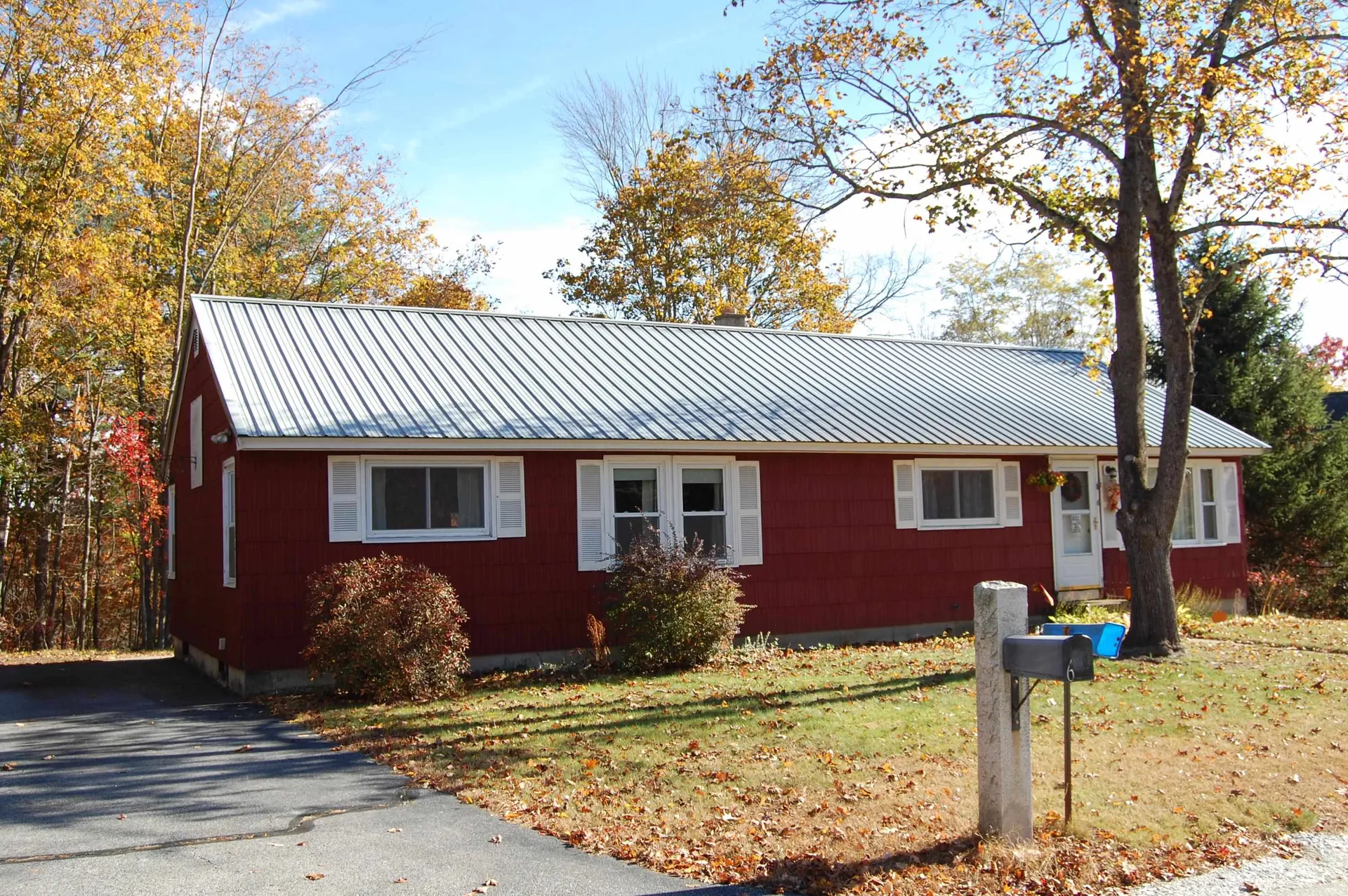 6 Deerhead Street Hooksett NH 03106