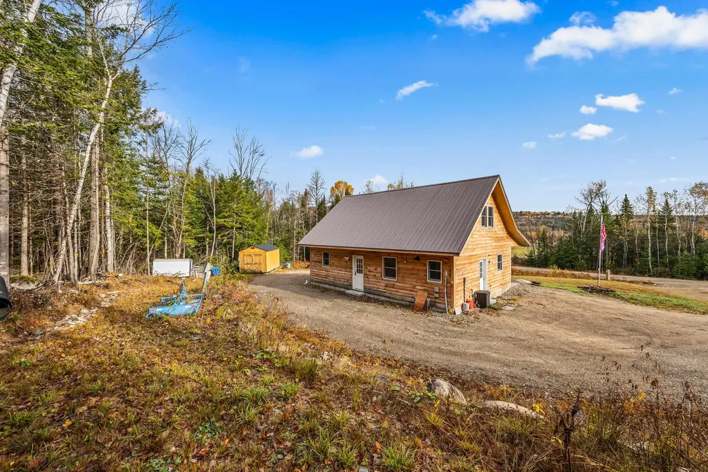 10 Pontook Estates Dummer NH 03588