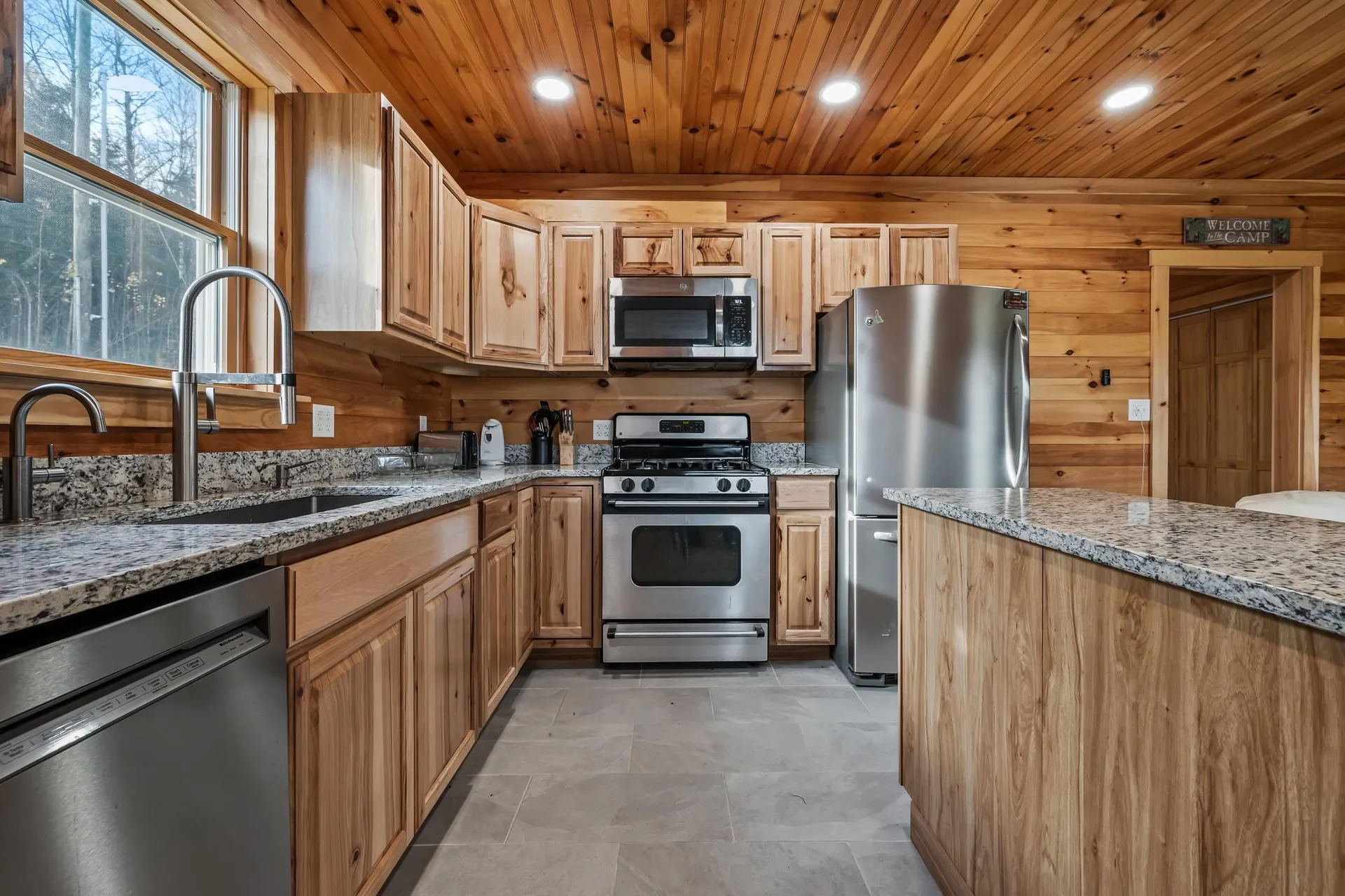 10 Pontook Estates Dummer NH 03588