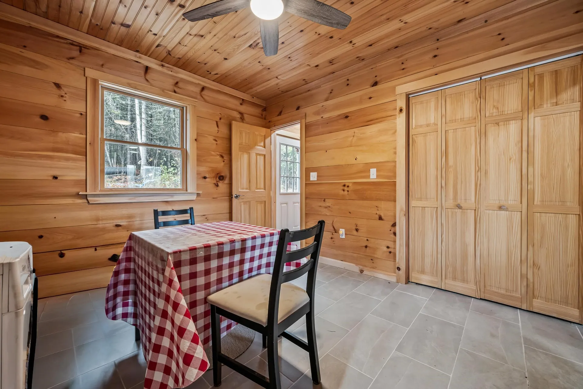 10 Pontook Estates Dummer NH 03588