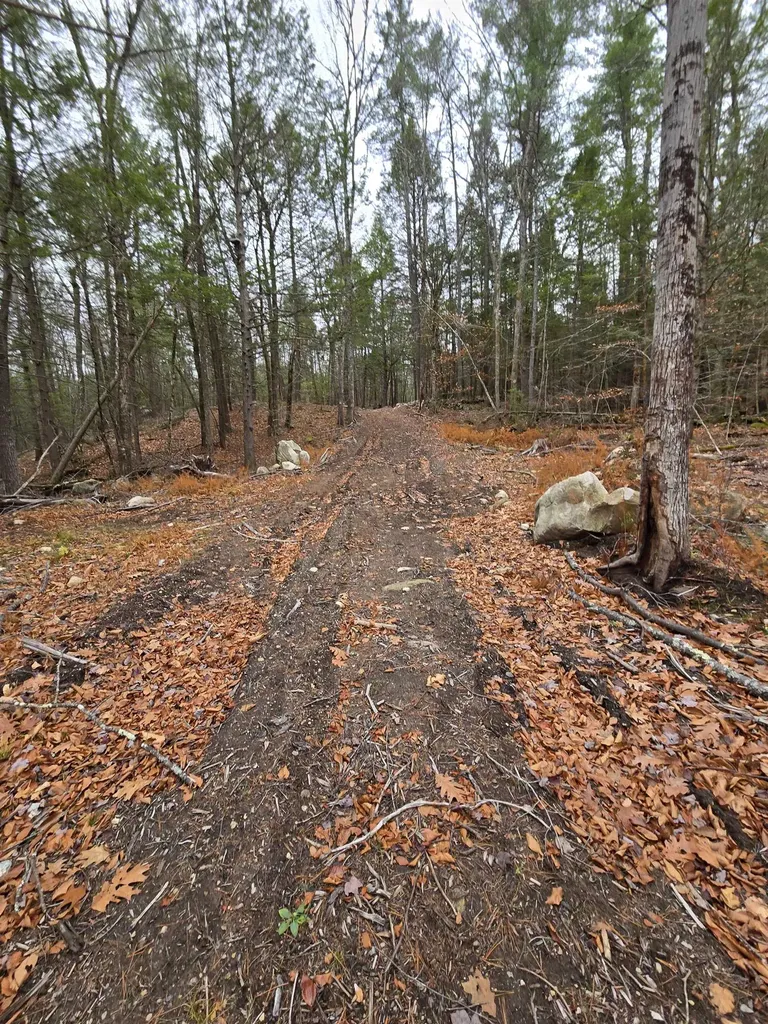 669 High Street Candia NH 03034