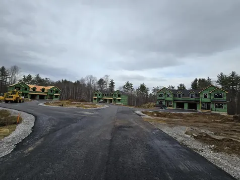 669 High Street Candia NH 03034