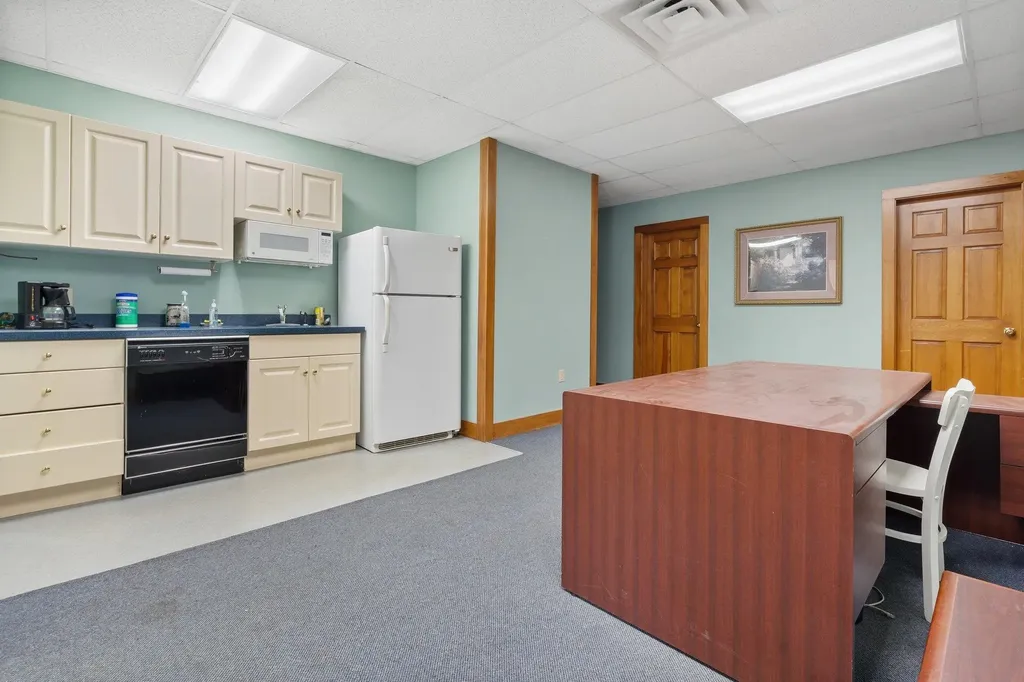 41 Liberty Hill Road Henniker NH 03242