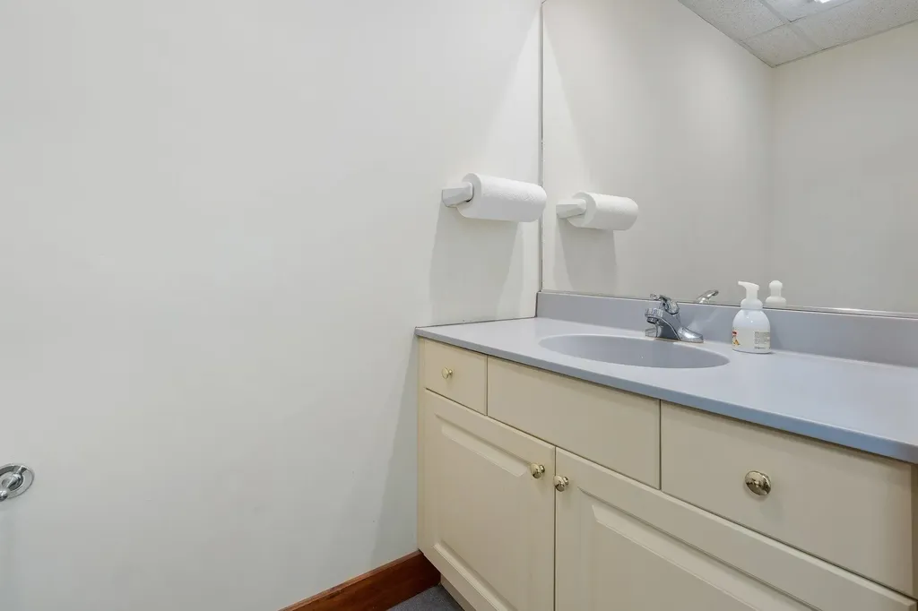 41 Liberty Hill Road Henniker NH 03242