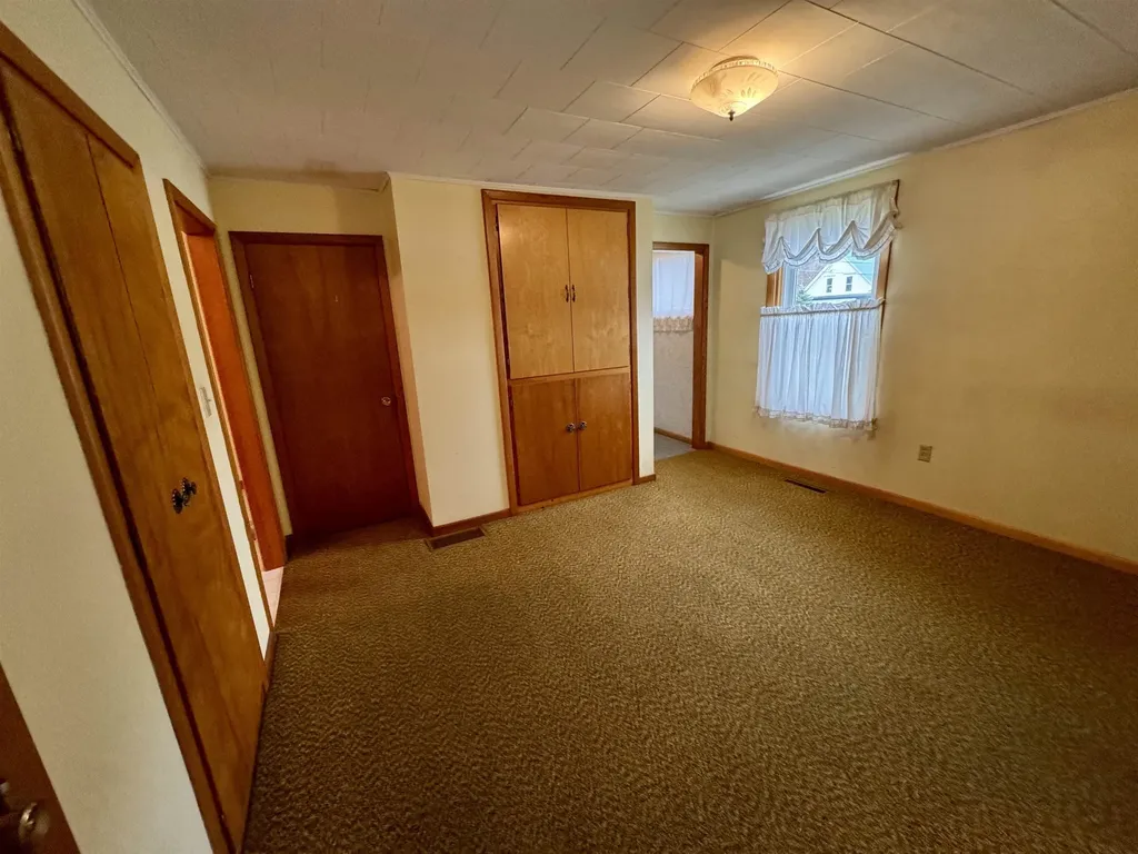 173 Pleasant Street Williamstown VT 05679