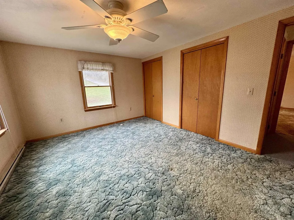 173 Pleasant Street Williamstown VT 05679