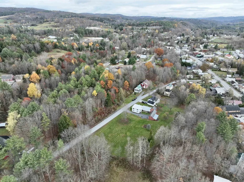 173 Pleasant Street Williamstown VT 05679