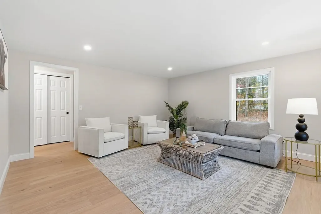 104 Piscassic Road Newfields NH 03856