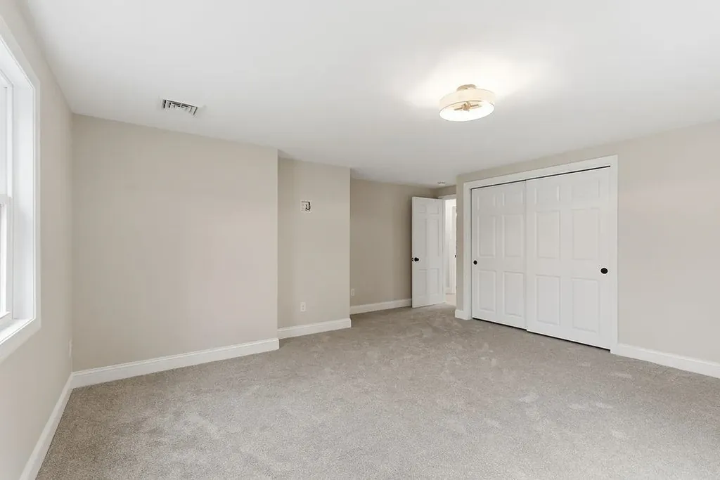 104 Piscassic Road Newfields NH 03856