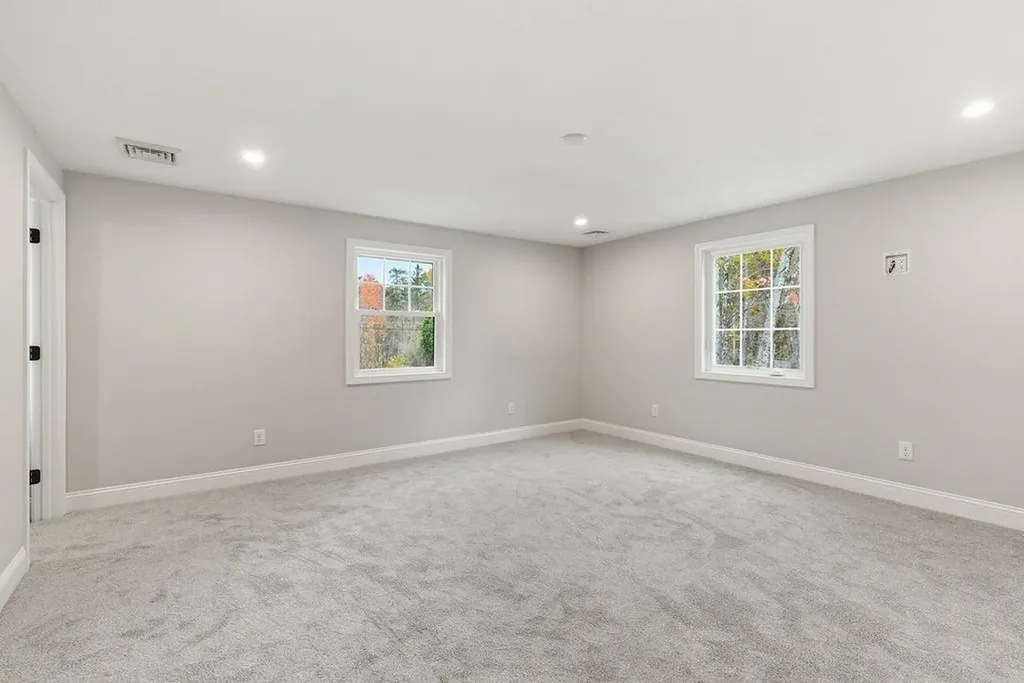 104 Piscassic Road Newfields NH 03856