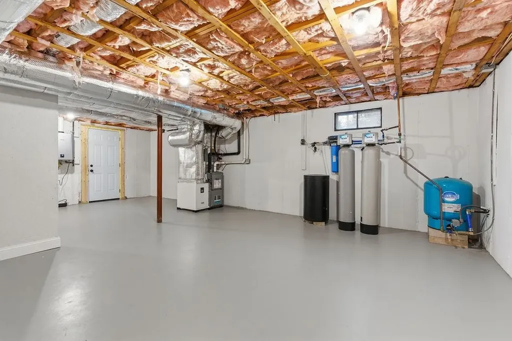 104 Piscassic Road Newfields NH 03856