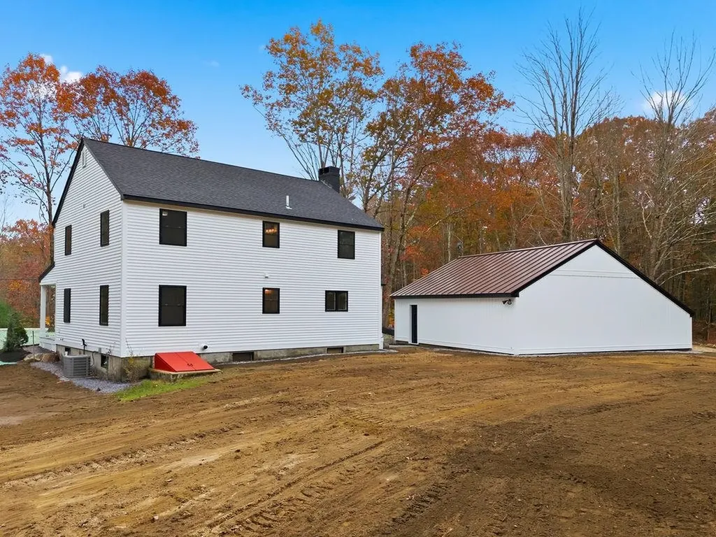 104 Piscassic Road Newfields NH 03856