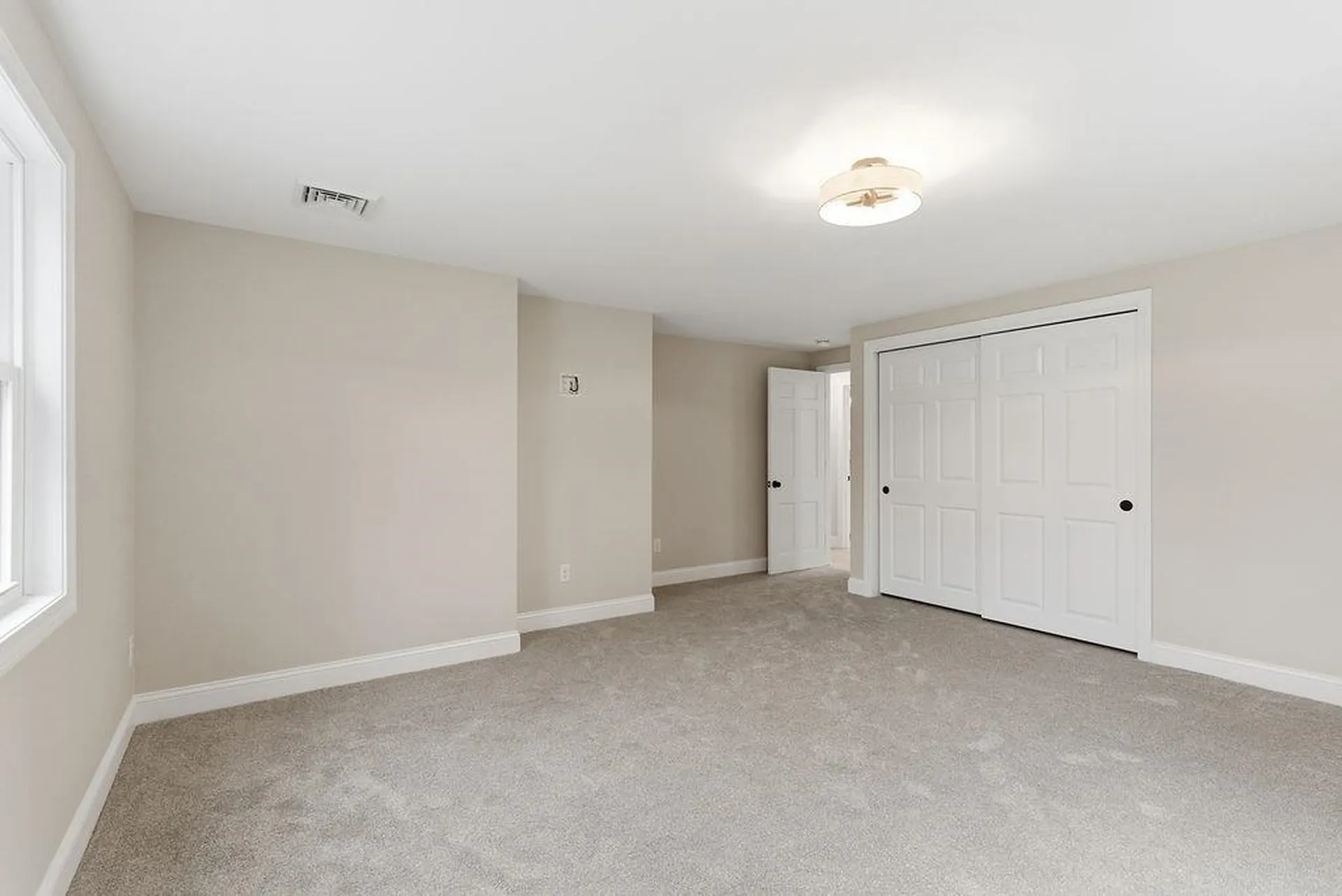 104 Piscassic Road Newfields NH 03856