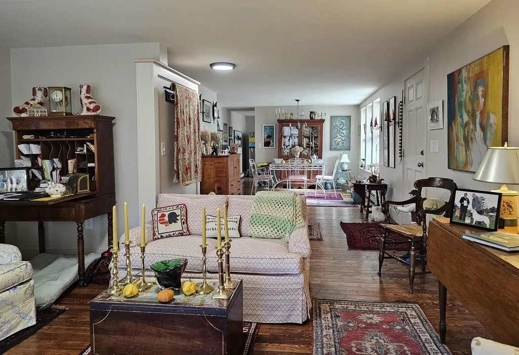 18 Pine Street Peterborough NH 03458