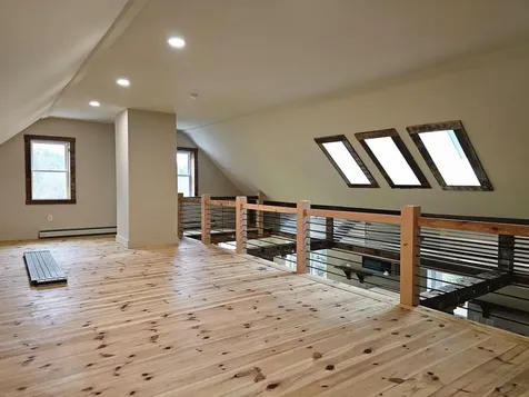 18 Pine Street Peterborough NH 03458