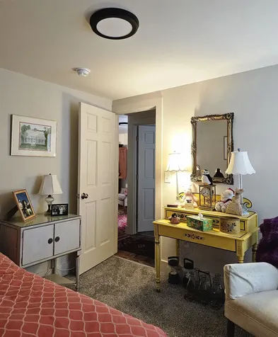 18 Pine Street Peterborough NH 03458