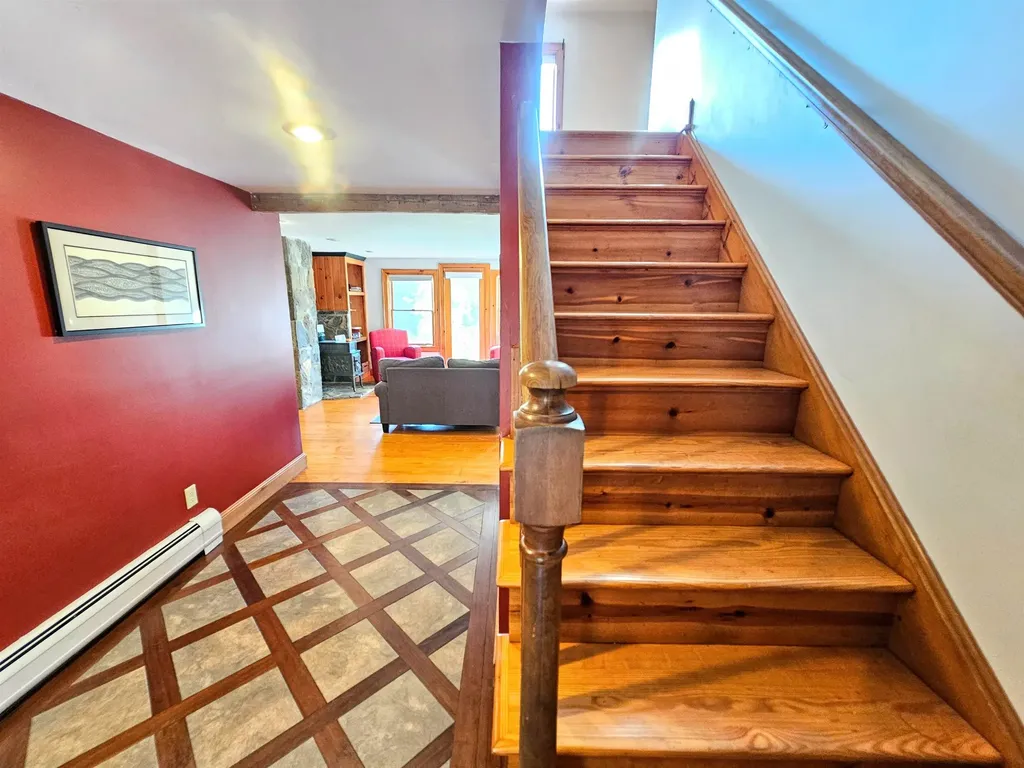 87 Grinka Farm Drive Readsboro VT 05350