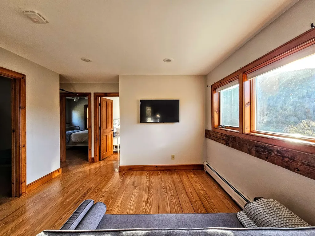 87 Grinka Farm Drive Readsboro VT 05350