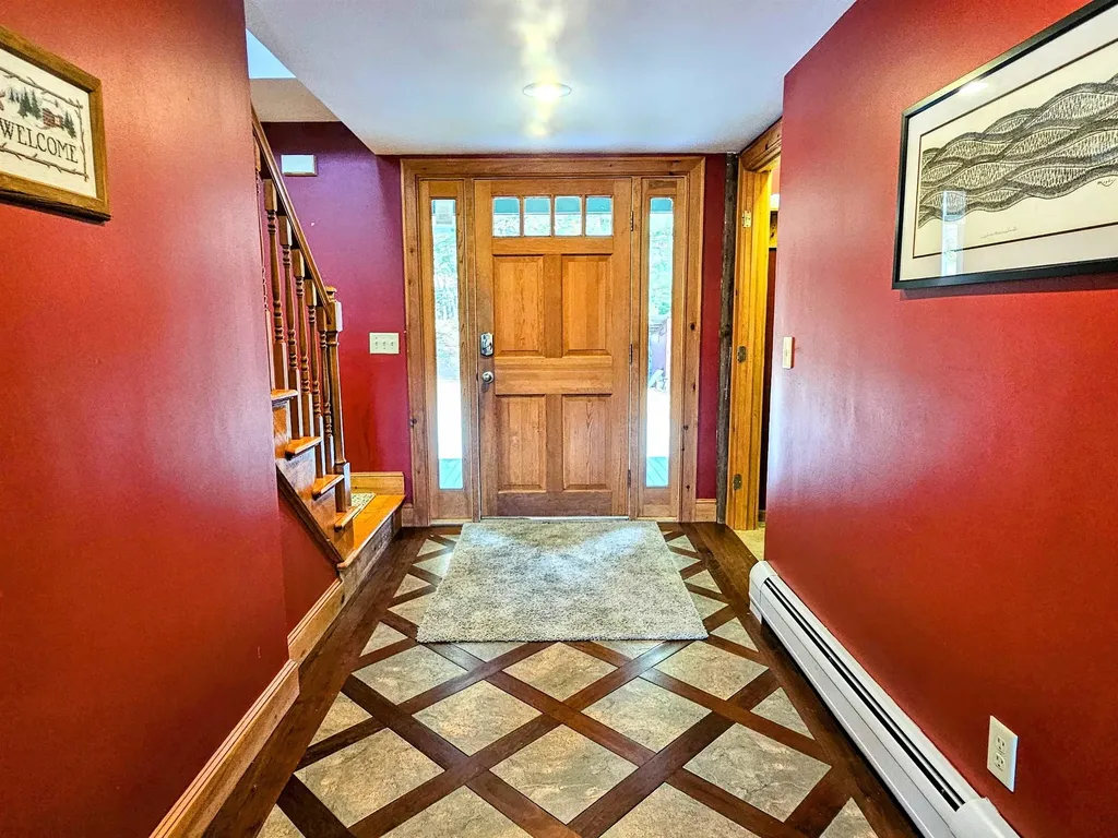 87 Grinka Farm Drive Readsboro VT 05350