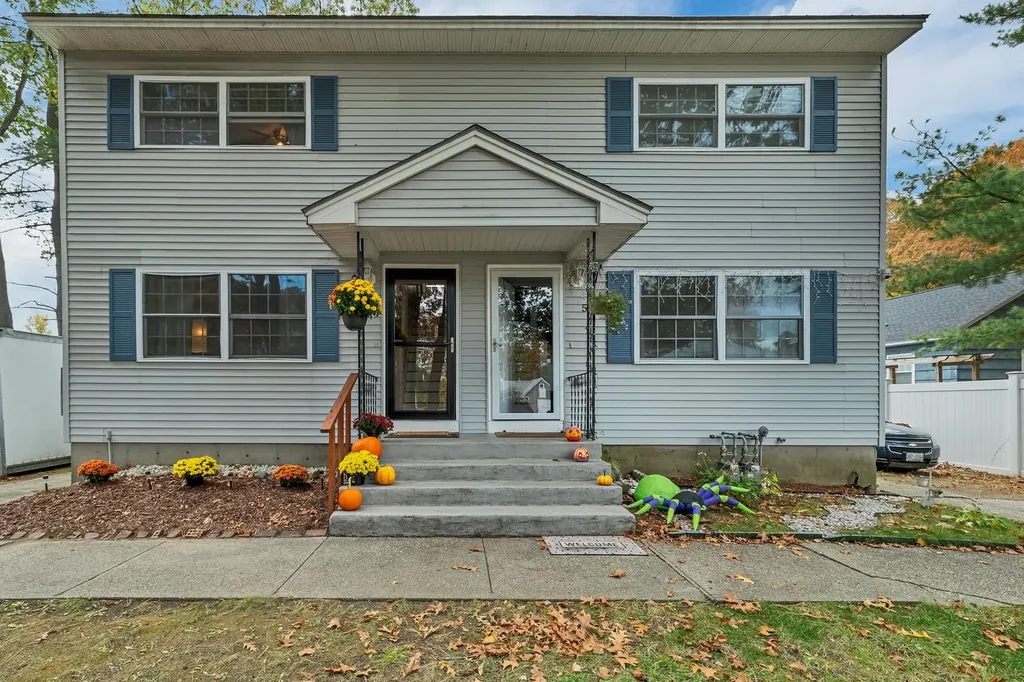 7 Bitirnas Street Nashua NH 03064