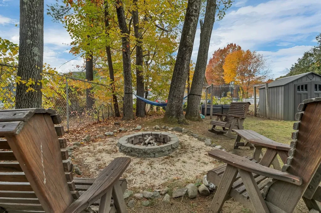 7 Bitirnas Street Nashua NH 03064