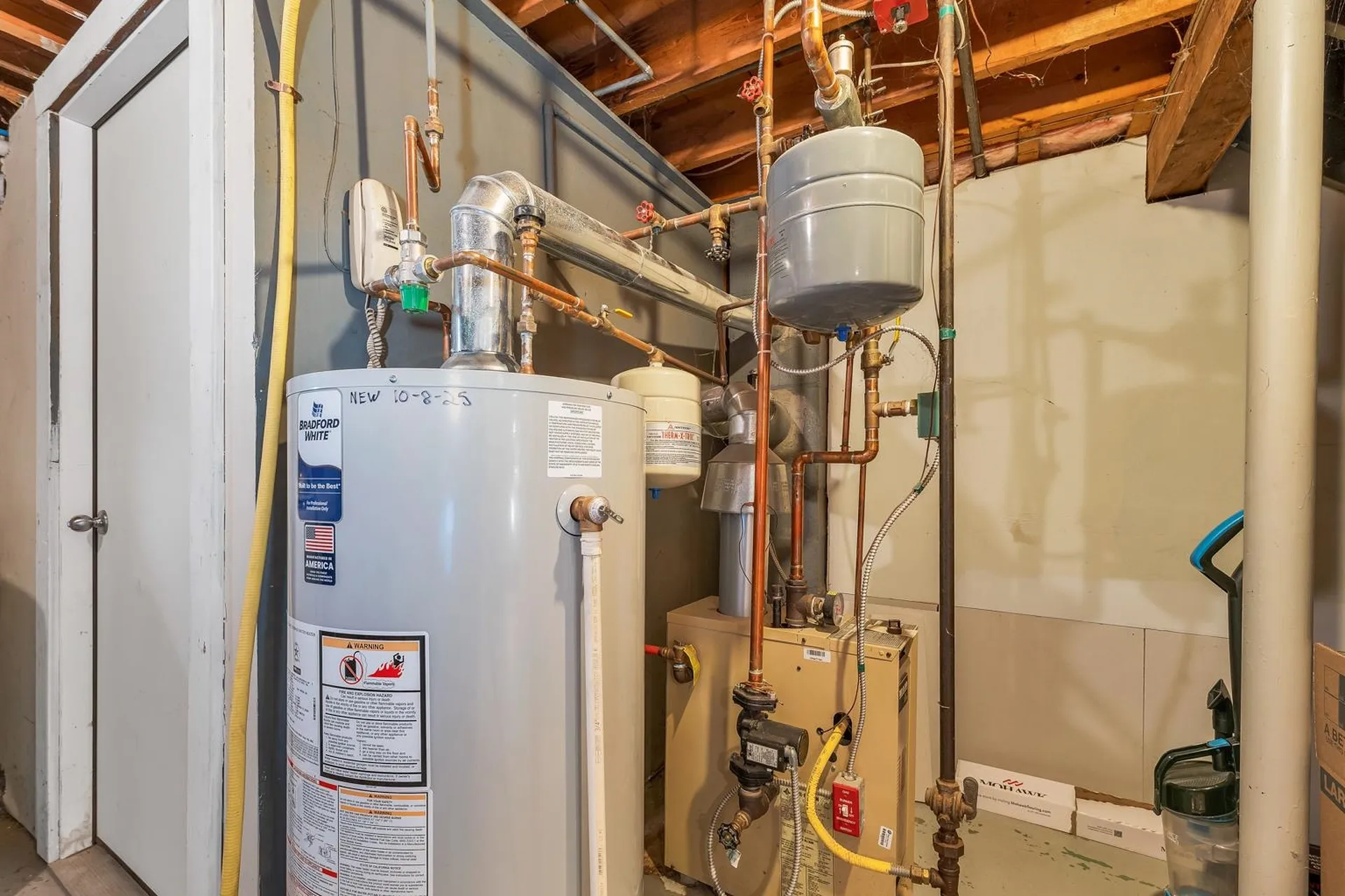 7 Bitirnas Street Nashua NH 03064