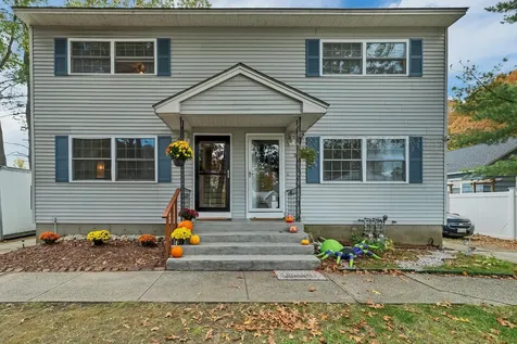 7 Bitirnas Street Nashua NH 03064