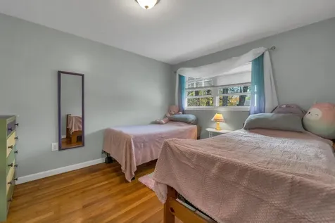 7 Bitirnas Street Nashua NH 03064