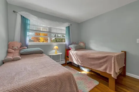 7 Bitirnas Street Nashua NH 03064