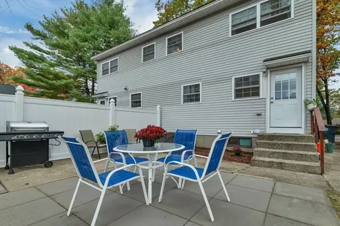 7 Bitirnas Street Nashua NH 03064