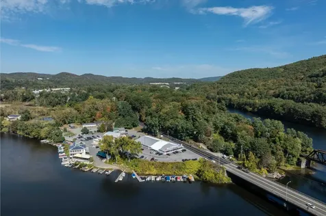 464 Putney Road Brattleboro VT 05301