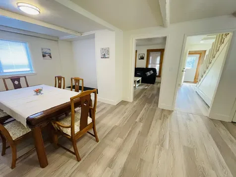 17 Arch Street Laconia NH 03246