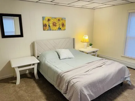 17 Arch Street Laconia NH 03246