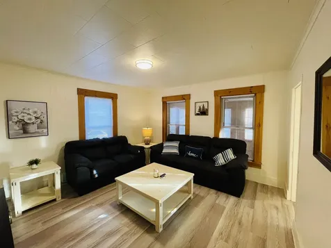 17 Arch Street Laconia NH 03246