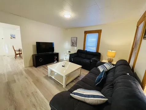 17 Arch Street Laconia NH 03246