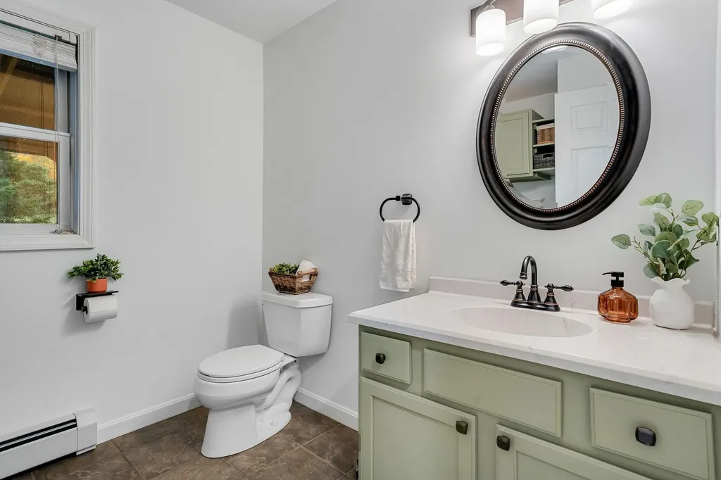 571 Middle Road Milton VT 05468