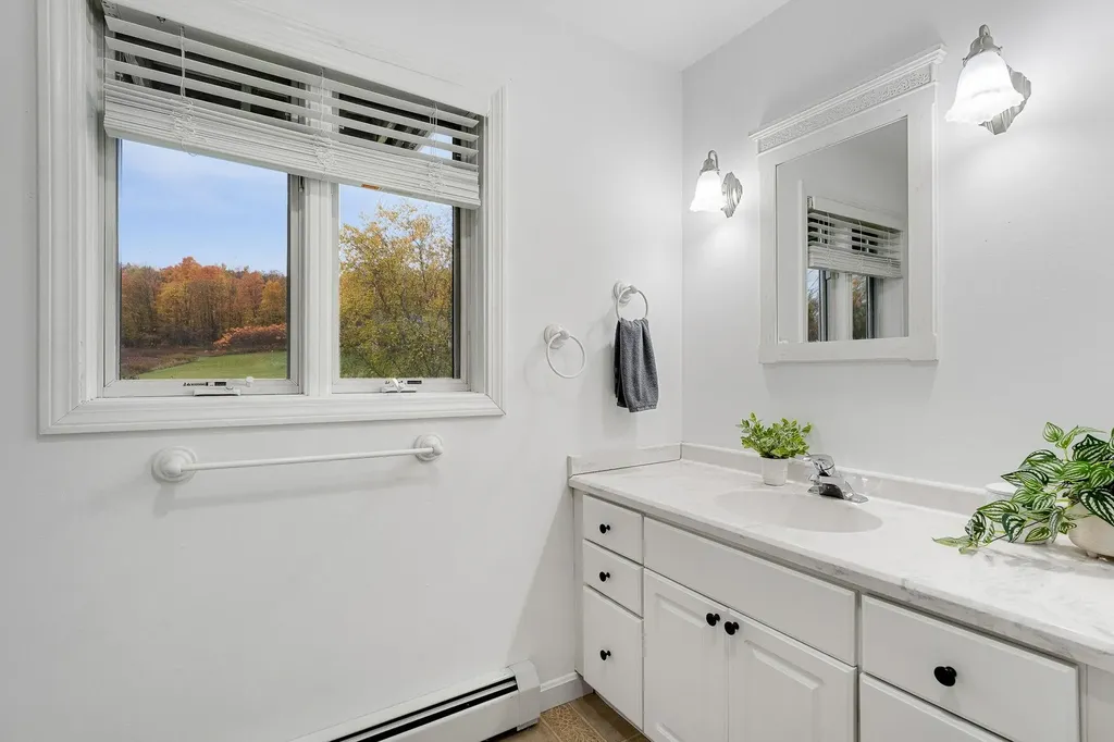 571 Middle Road Milton VT 05468