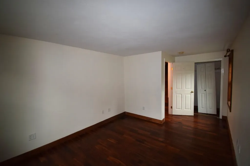 12 River Road Brentwood NH 03833