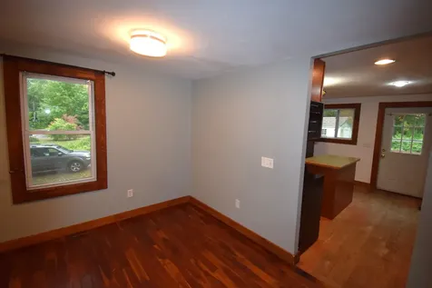 12 River Road Brentwood NH 03833