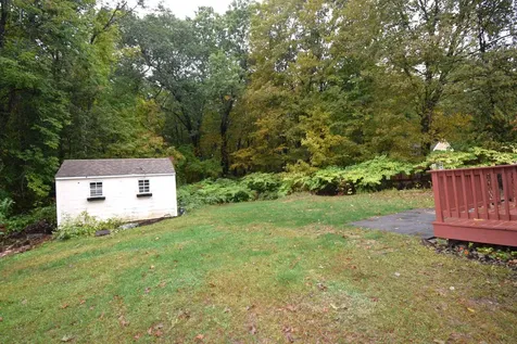 12 River Road Brentwood NH 03833