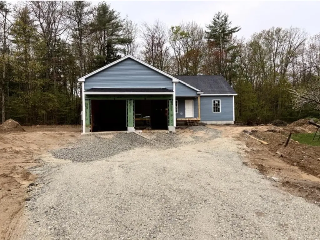 859 Salmon Falls Road Rochester NH 03839