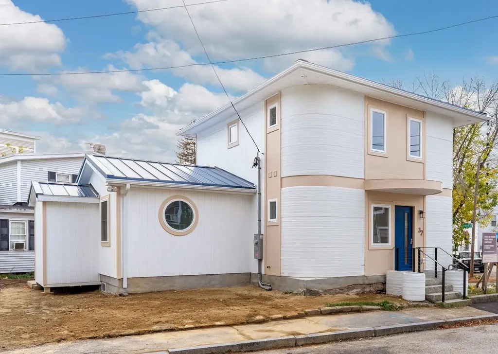 32 Jane Street Manchester NH 03104