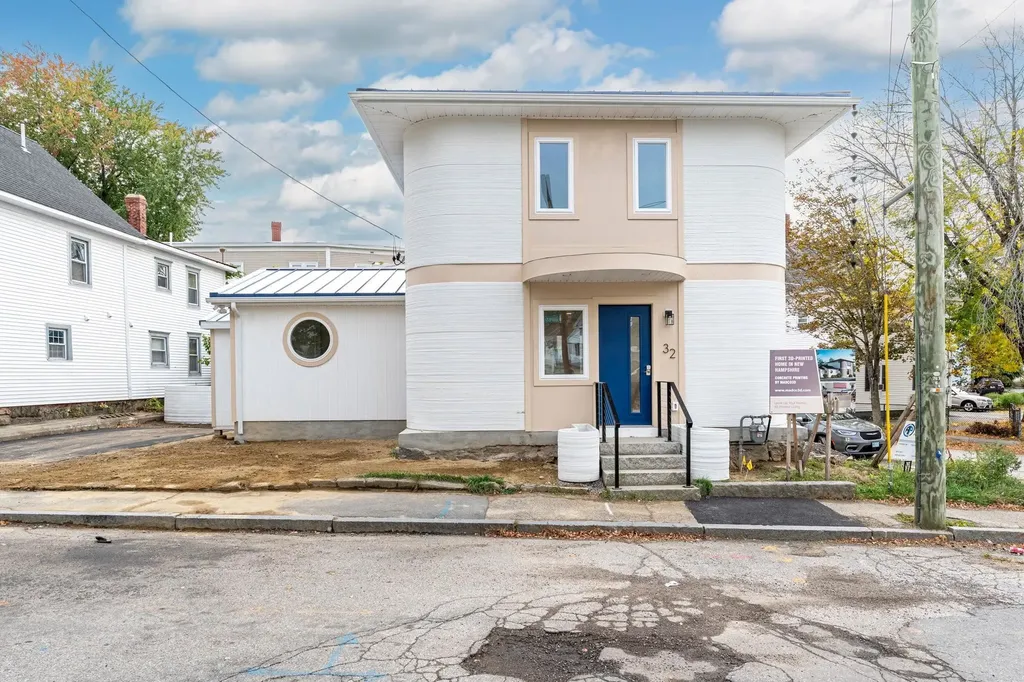 32 Jane Street Manchester NH 03104