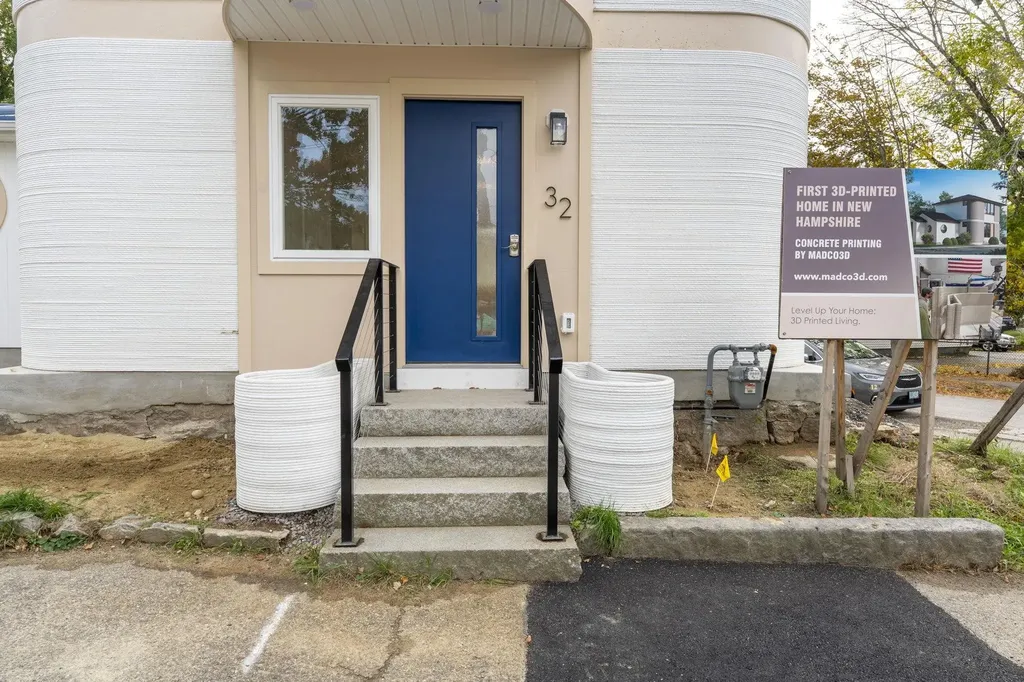 32 Jane Street Manchester NH 03104