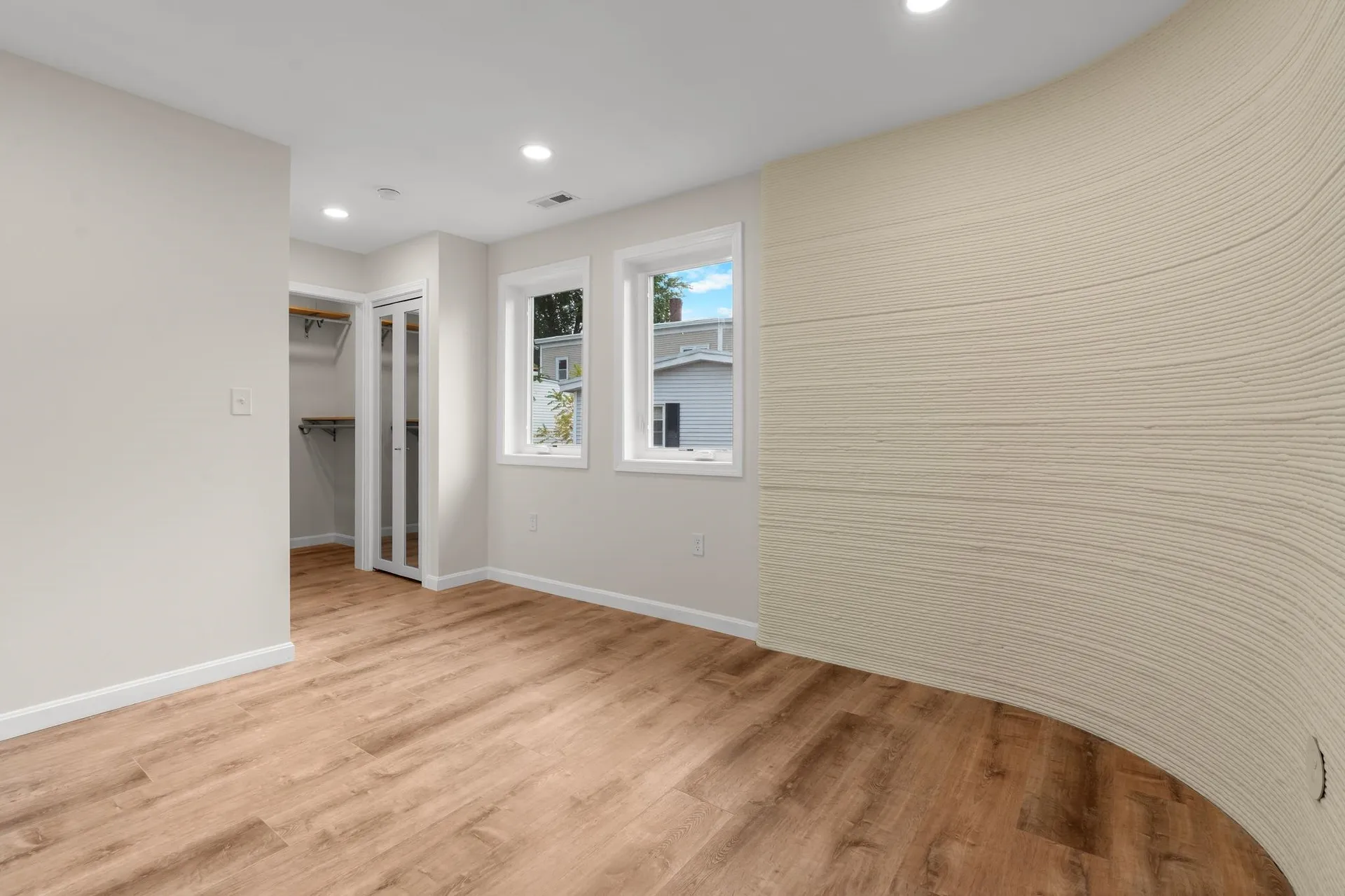 32 Jane Street Manchester NH 03104