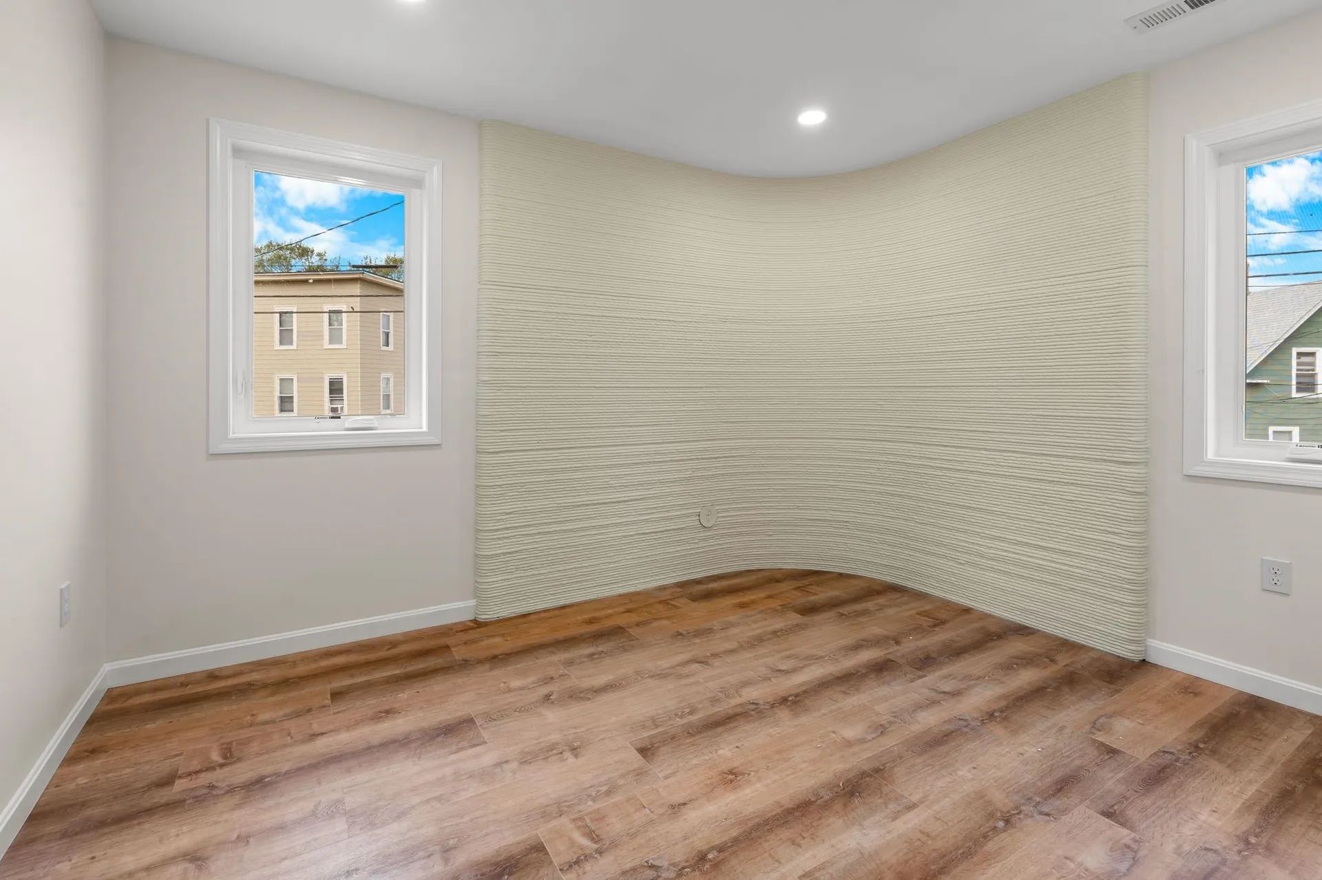 32 Jane Street Manchester NH 03104