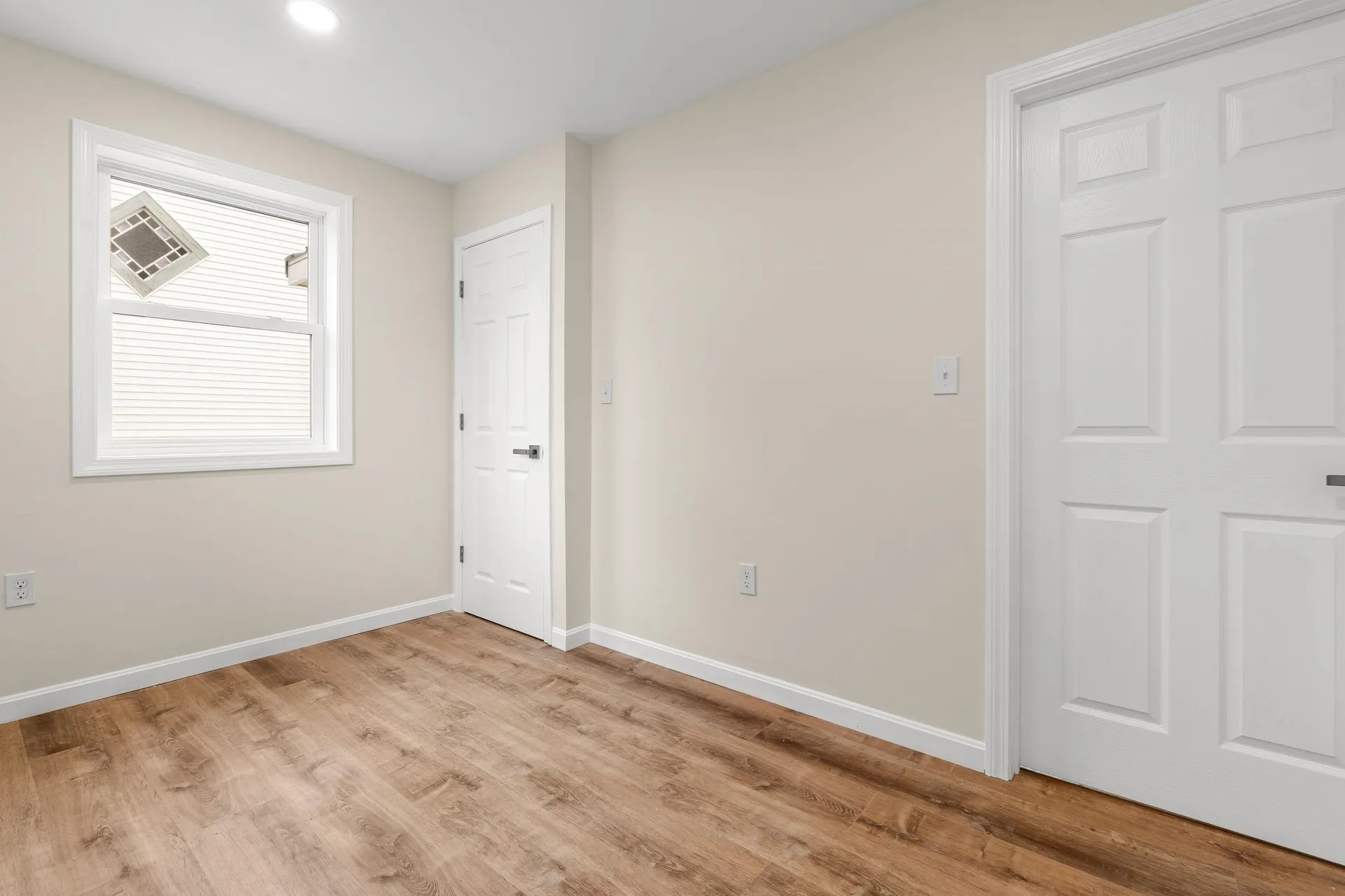 32 Jane Street Manchester NH 03104