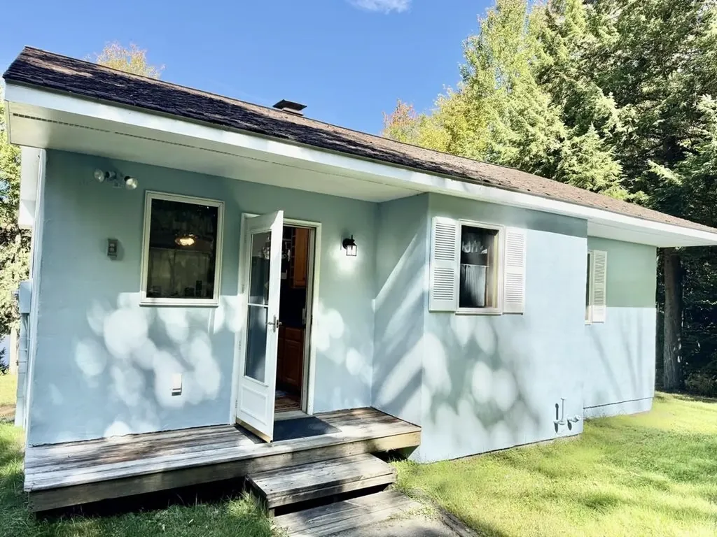 1950 Monroe Road Littleton NH 03561